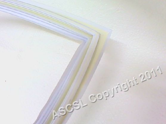 Fridge Door Seal - Indesit BAAN12NF Hotpoint FF175MP