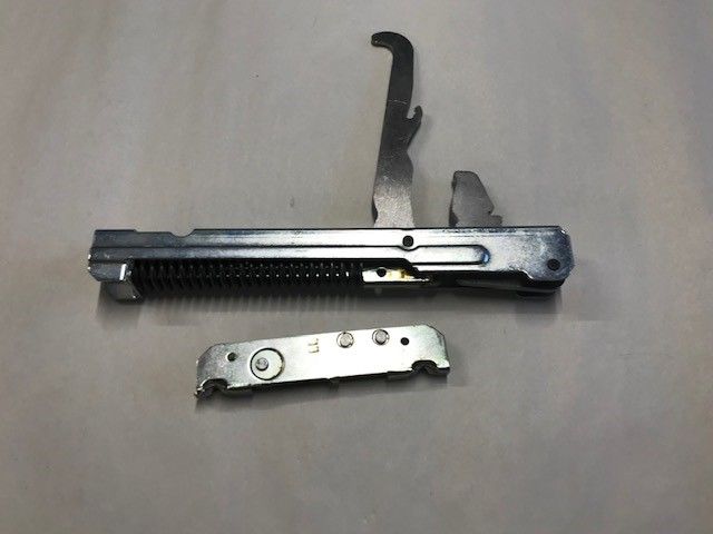 Door Hinge (post 2008) - Newscan FORMD44MN Pizza Oven